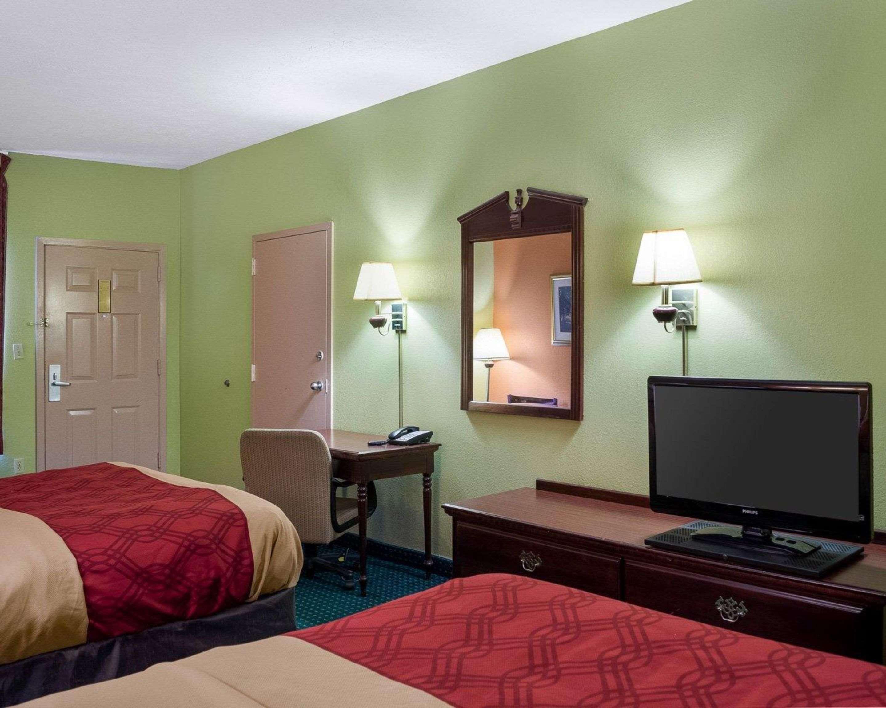 Econo Lodge Canton I-55 Екстер'єр фото