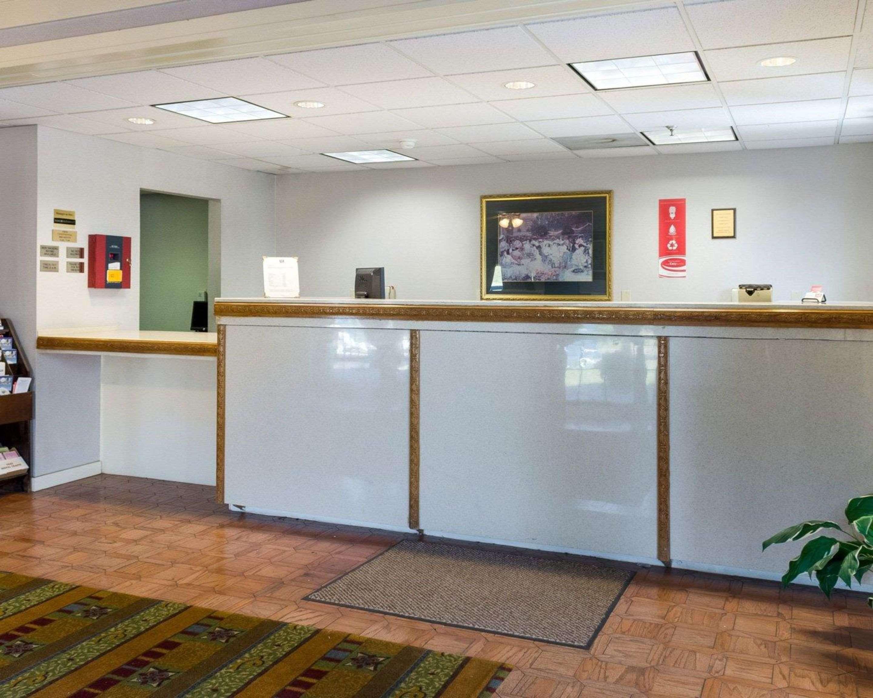 Econo Lodge Canton I-55 Екстер'єр фото
