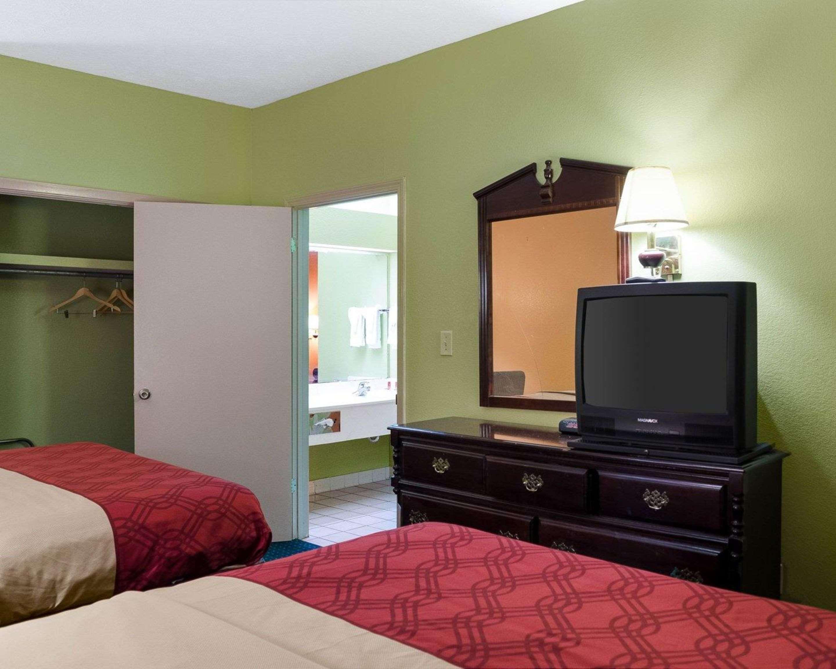 Econo Lodge Canton I-55 Екстер'єр фото