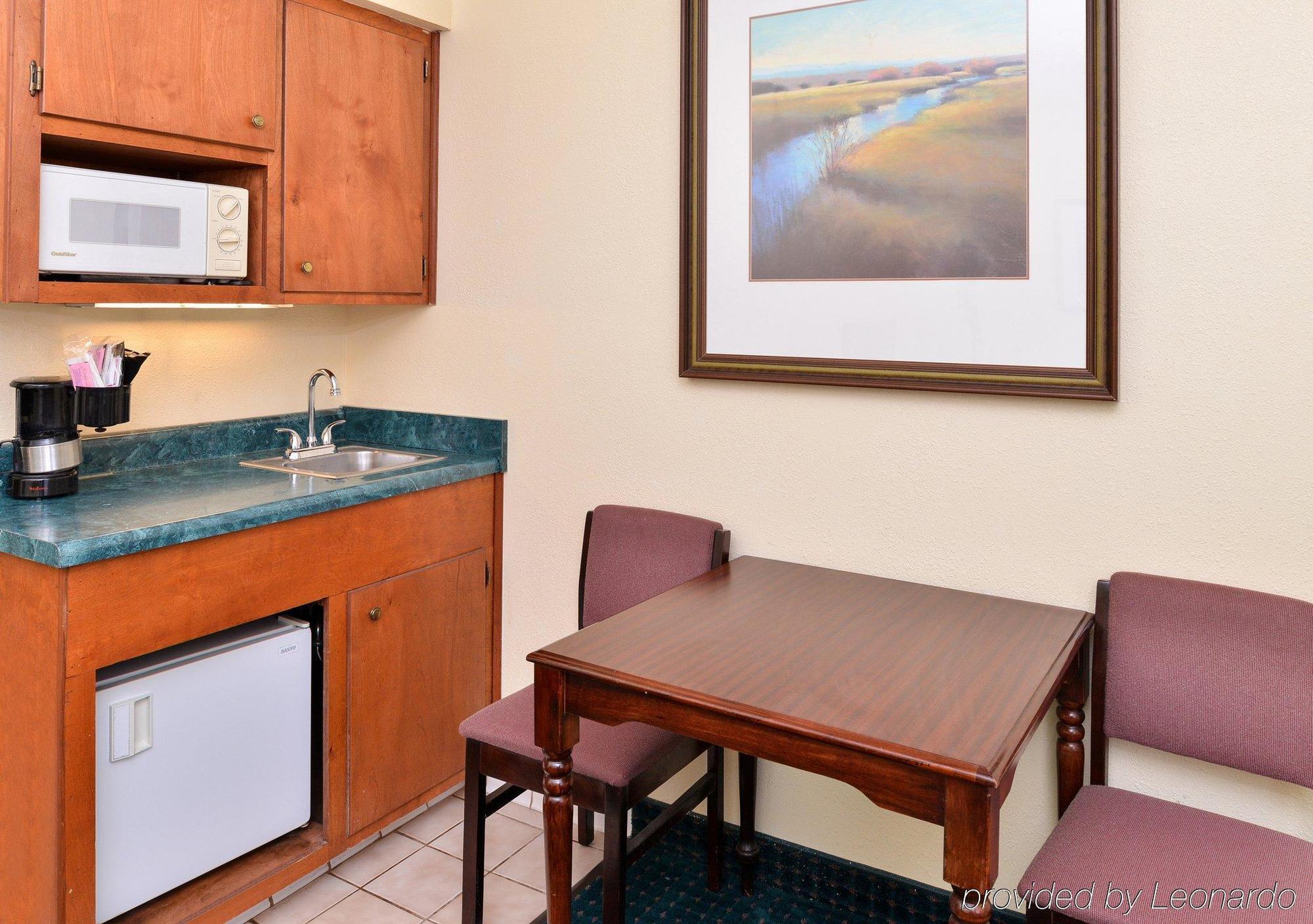 Econo Lodge Canton I-55 Екстер'єр фото
